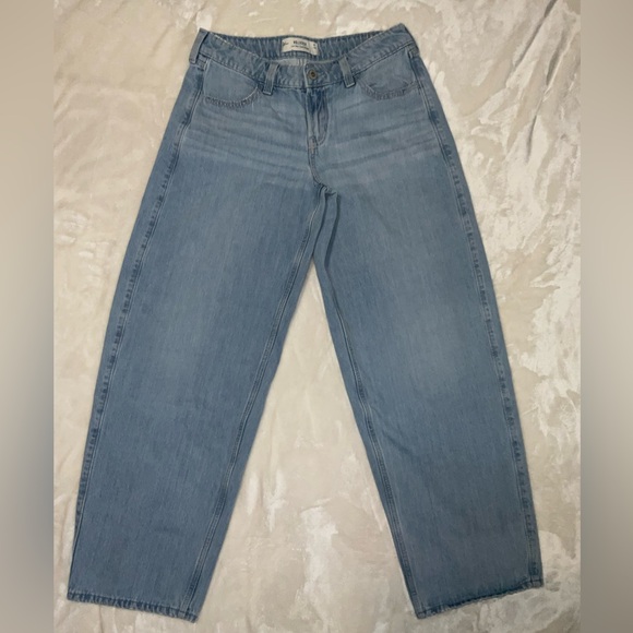 Hollister Denim - Hollister Low Rise Taper Baggy Light Blue Jeans 8L/29L